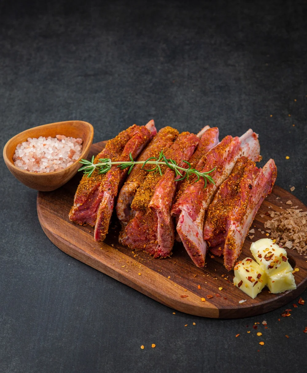 Ribs Μαριναρισμένα Ελληνικού Μόσχου Παραγωγής μας Ribs Μαριναρισμένα Ελληνικού Μόσχου Παραγωγής μας